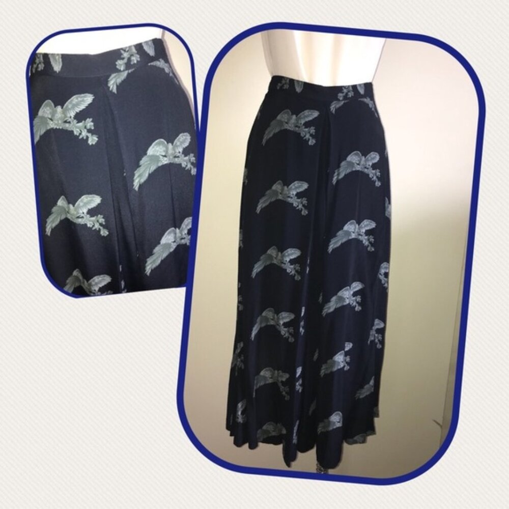 Jones of New York midi skirt with eagles